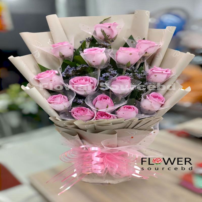 Elegant Pink Roses Bouquets